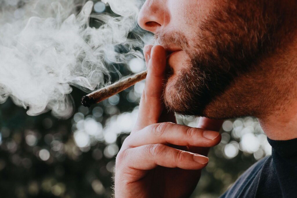 does smoking marijuana lower testosterone?